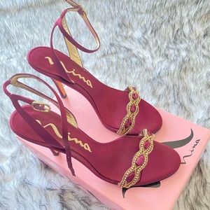 Nina Pinot-Colored with Gold Glamour Heels